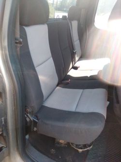 2009 Chevy extra cab 4.8