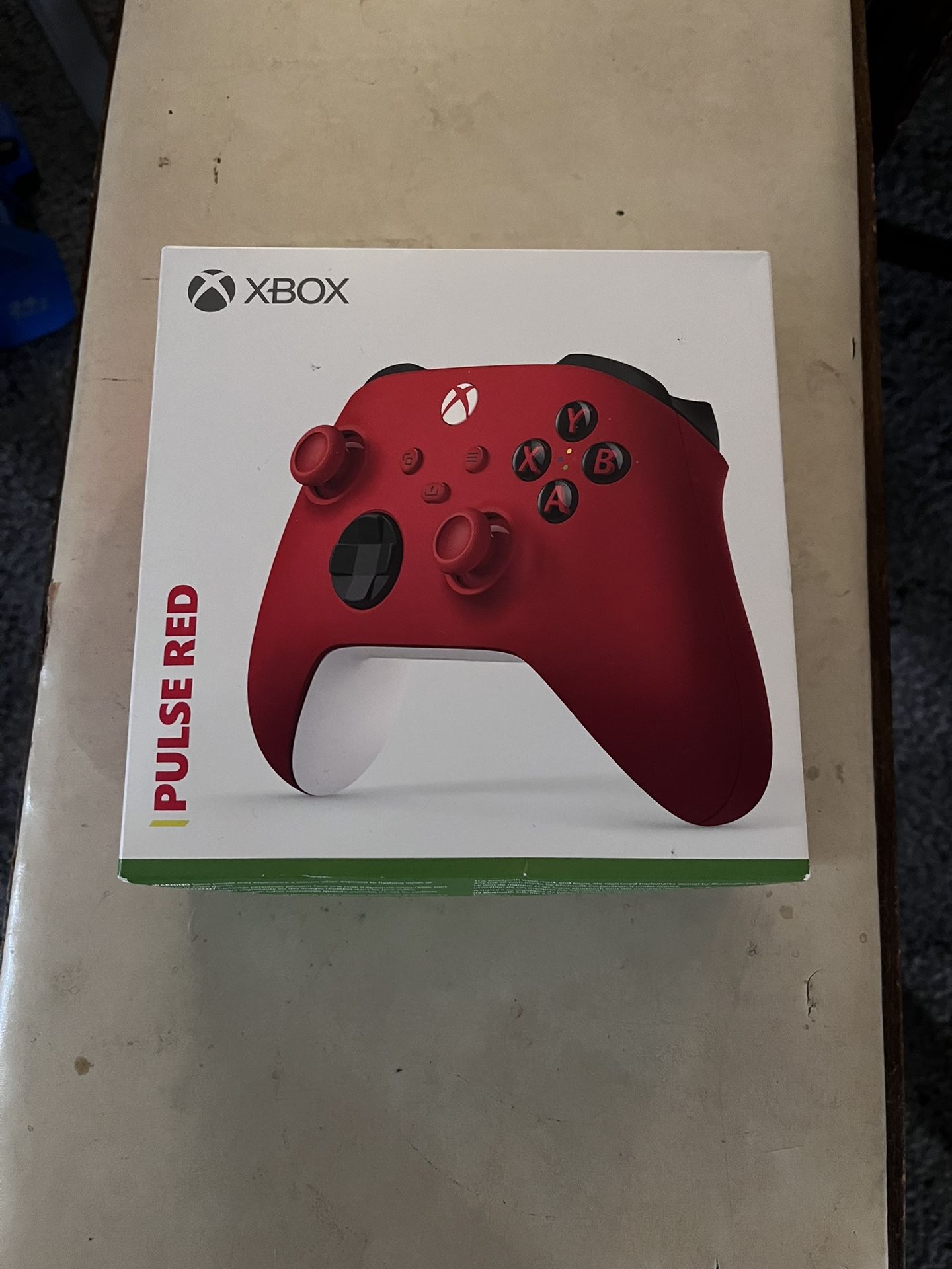 XBOX *Pulse Red wireless controller
