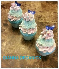 Last one cupcake bath fizzy