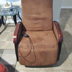 Massage Chair  Work Good.  