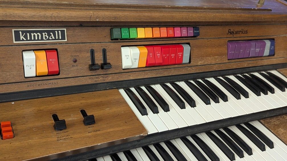 Vintage Kimball Organ