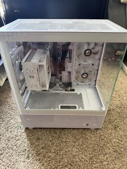 White Custom Built Gaming PC