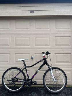 Liv Enchant 2 Women’s Mountain Bike – Medium Frame, 26” Wheels
