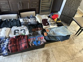 VINTAGE CLOTHING RESELL ( SIZES M-L)