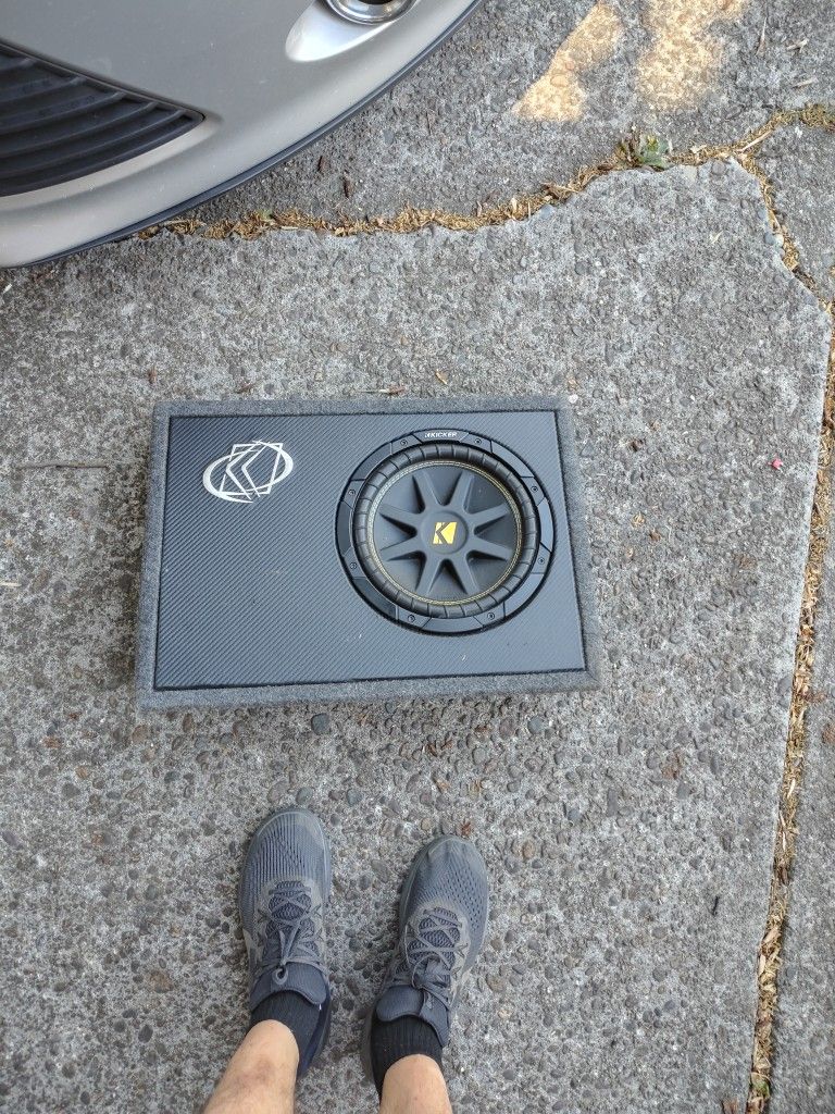 Kicker Comp 10