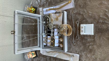 New Mixed Jewelry Lot for Attracts Good Fortune and Money