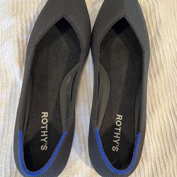 Rothy’s flats, black, size 9 1/2