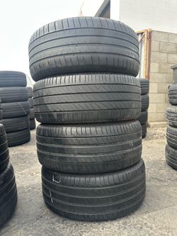 SET OF TIRE 245 45 18 MICHELIN 85% LIFE