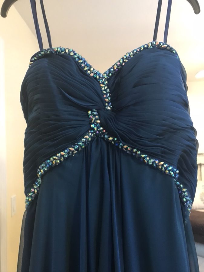 Beautiful Brand New Ladies Gown