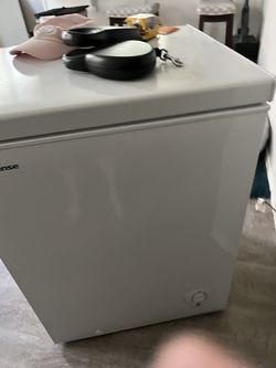 Chest freezer turns on but does not get cold