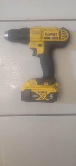 dewalt drill with battery 