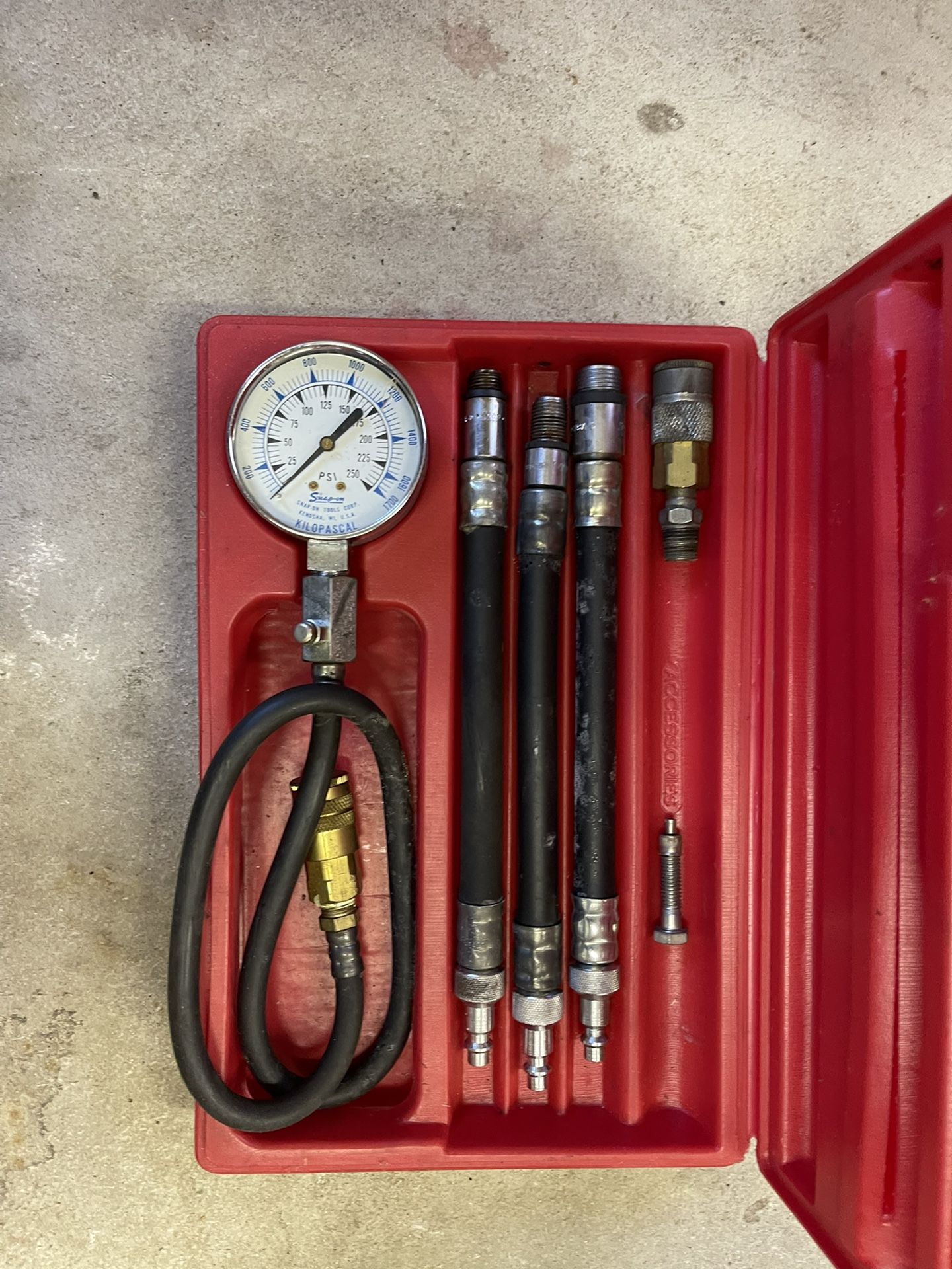 Snap On Compression Gauge Set (MT308KB)
