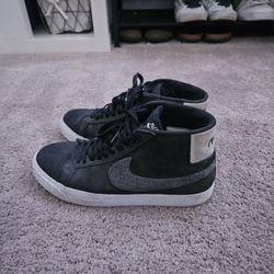 Nike High Top Shoes