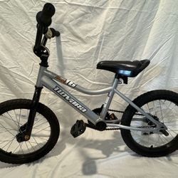 Novara Kids Bike 16” Wheels REI  Ready To Ride !