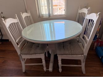 Round table