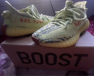 350 Yeezy Boost V2
