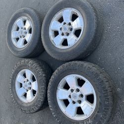 4 — 265/65r17 6x5.5 6x139.7 Stock Tacoma Tundra 4Runner Yukon Tahoe Wheels Rims Good 80% Treads Tires !!!!!!!!!!