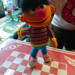 Vintage 1986 Ernie Sesame Street