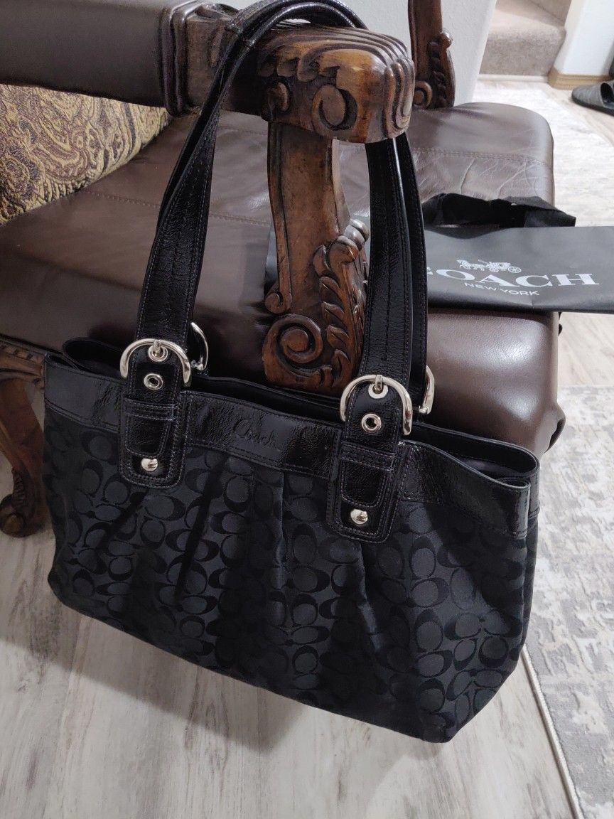 Coach Bag  Large New   