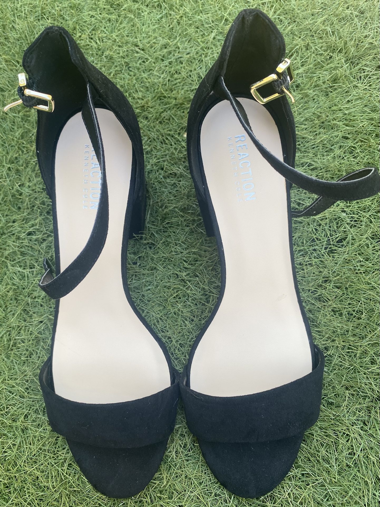 (No ratings yet) Unique Bargains Women's Open Toe Ankle Strap Chunky Heels Sandals