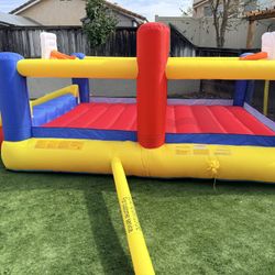 Sports Zone Bounce Arena -Inflatable 
