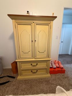 Armoire with 2 night stands