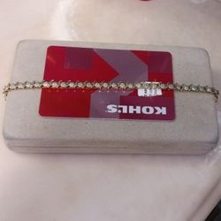 10 Karat Gold Tennis Bracelet With Diamonds