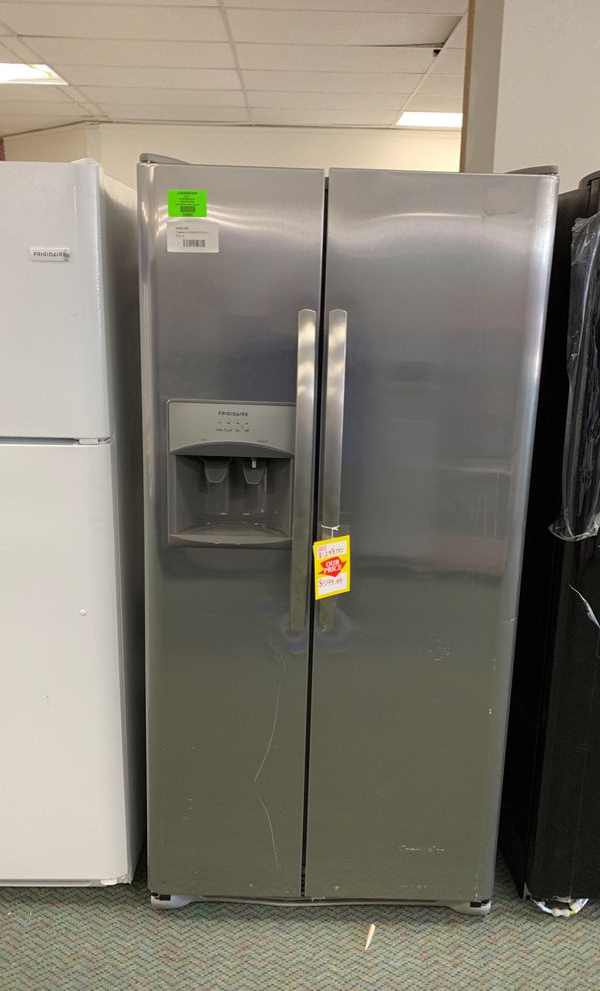 Brand new Frigidaire LFSS2312TF refrigerator 65