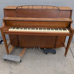 Free Upright Piano 