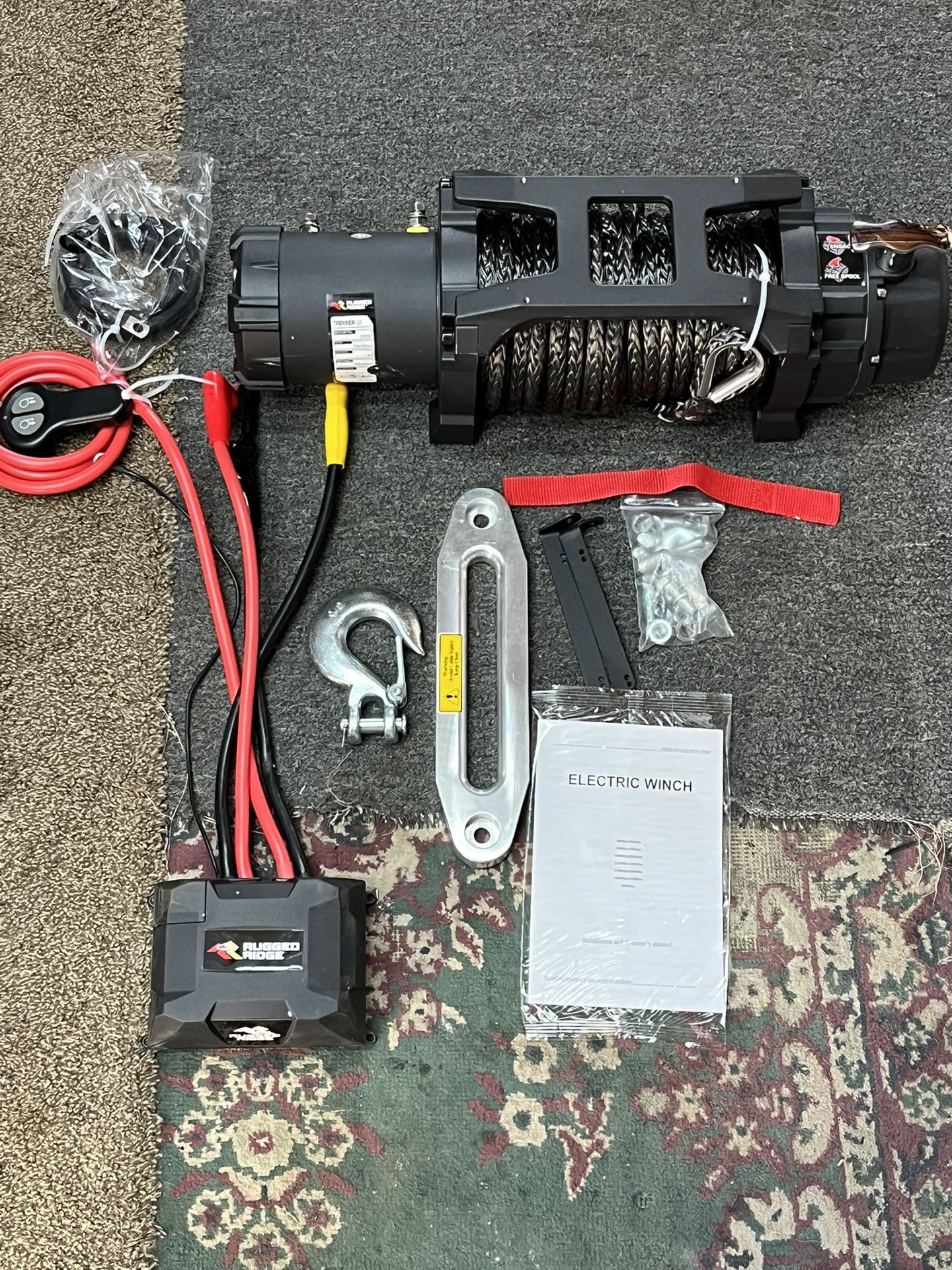 Rugged Ridge Trekker 12 12,500pd Rope Wireless Winch