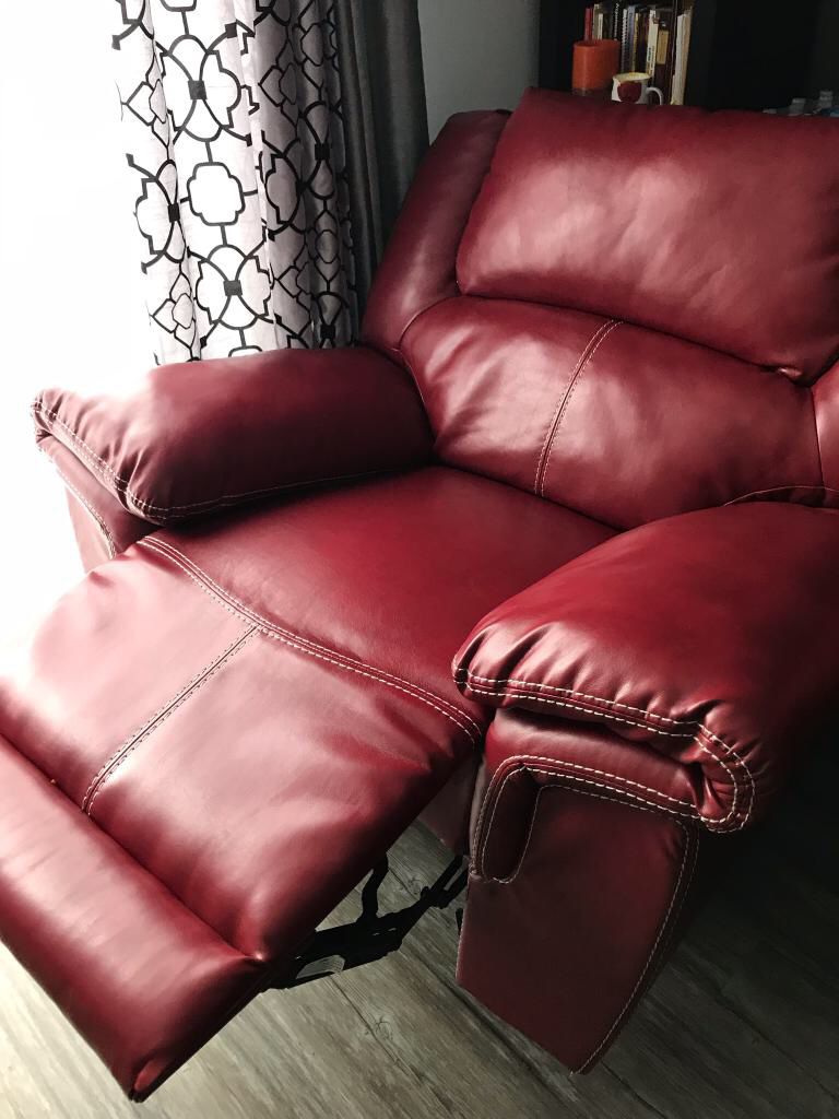 Reclining console sofa chair