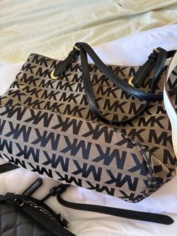 Michael Kors shoulder purse.