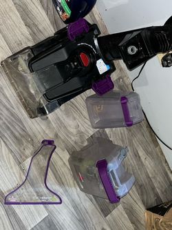Vacuum carpet cleaner