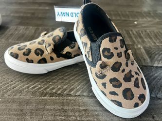 New Girl Toddler Shoes Size 7 Cheetah Print