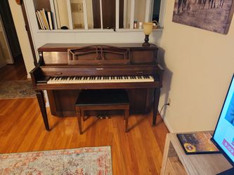 Used Consol Piano