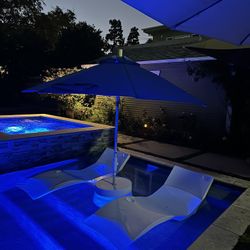 Beautiful white  Kai Baja Shelf Pool Loungers, Umbrella & Round Table