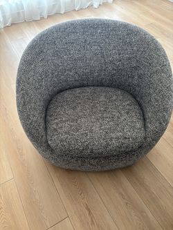 Swivel chair
