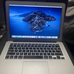 MacBook Air 13inch 2014