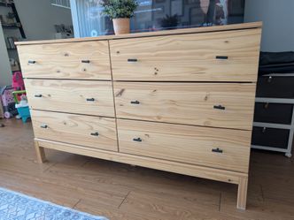 IKEA dresser - 6 drawers - black metal knobs