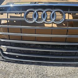 2015 2016 Audi A3 Front Grille Assembly Black & Chrome OEM !!