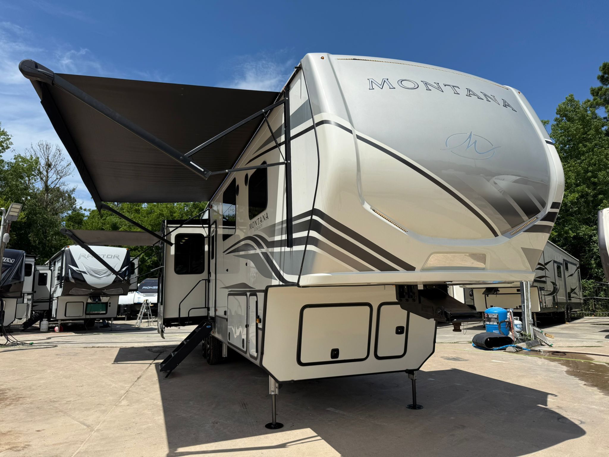 2023 Keystone Montana