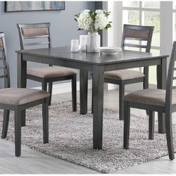 5 PC DINNING SET NEW IN BOX ☎️ 1714586,2564