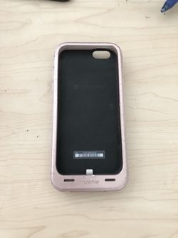 Pink Mophie iPhone 6s 120% charge