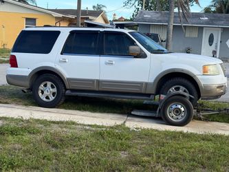 2003 Ford Expedition parts parting out