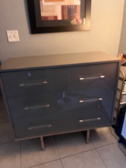 Dresser chest of drawers