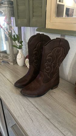girl  size 4 cowboy boots