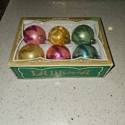 Larissa Vintage Set Of 6 Hand Crafted Glass Christmas Balls