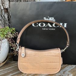 Coach Swinger 20 Bag 
