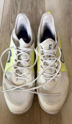Lacoste AGL23 Lite