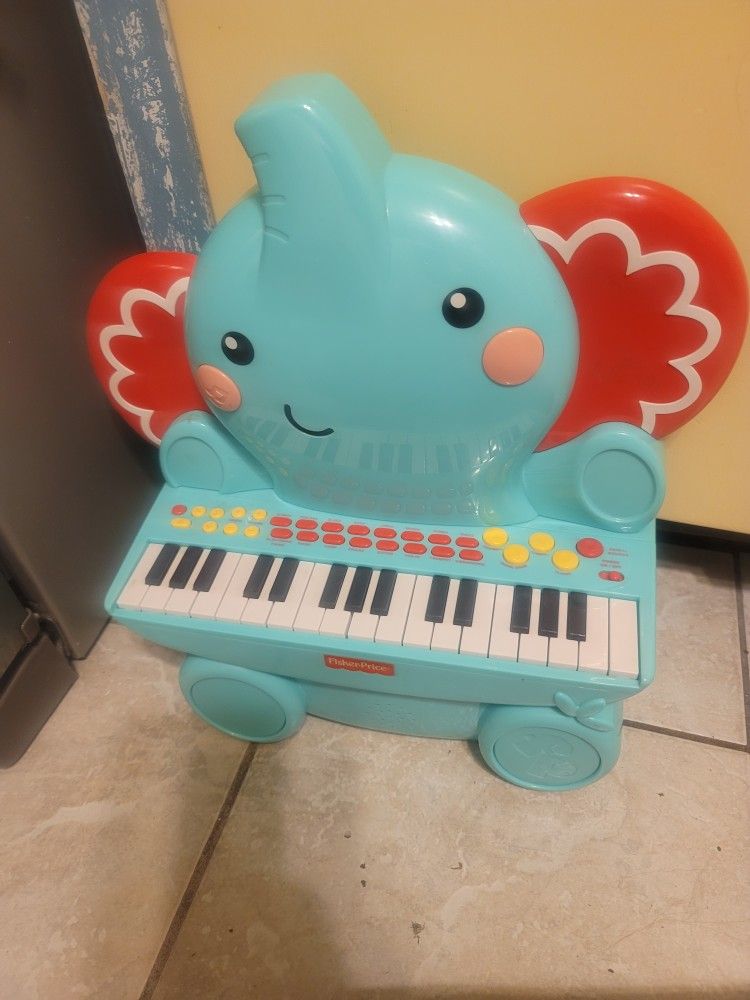 Elephent Piano